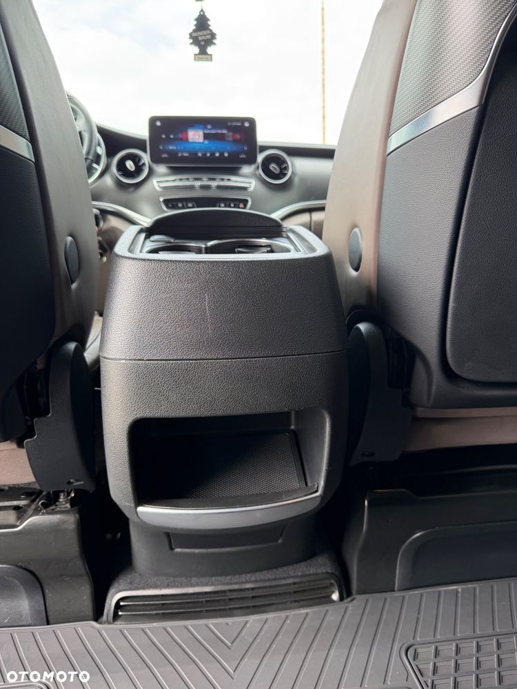 Mercedes-Benz Klasa V 300 d 4-Matic Avantgarde 9G-Tronic (d³ugi) - 30