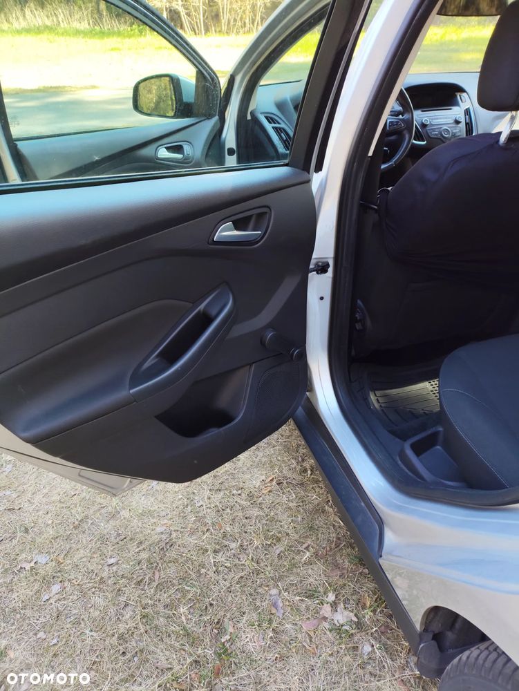 Ford Focus 1.6 TDCi Edition - 11
