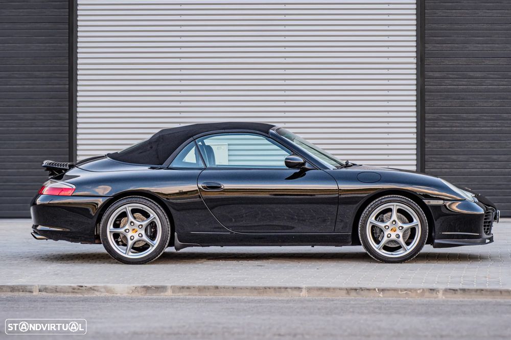 Porsche 911 (996) Carrera Cabrio - 13