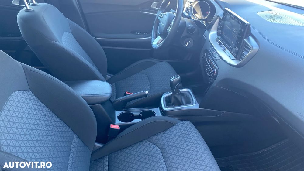 Kia Ceed 1.5 T-GDI Best - 6