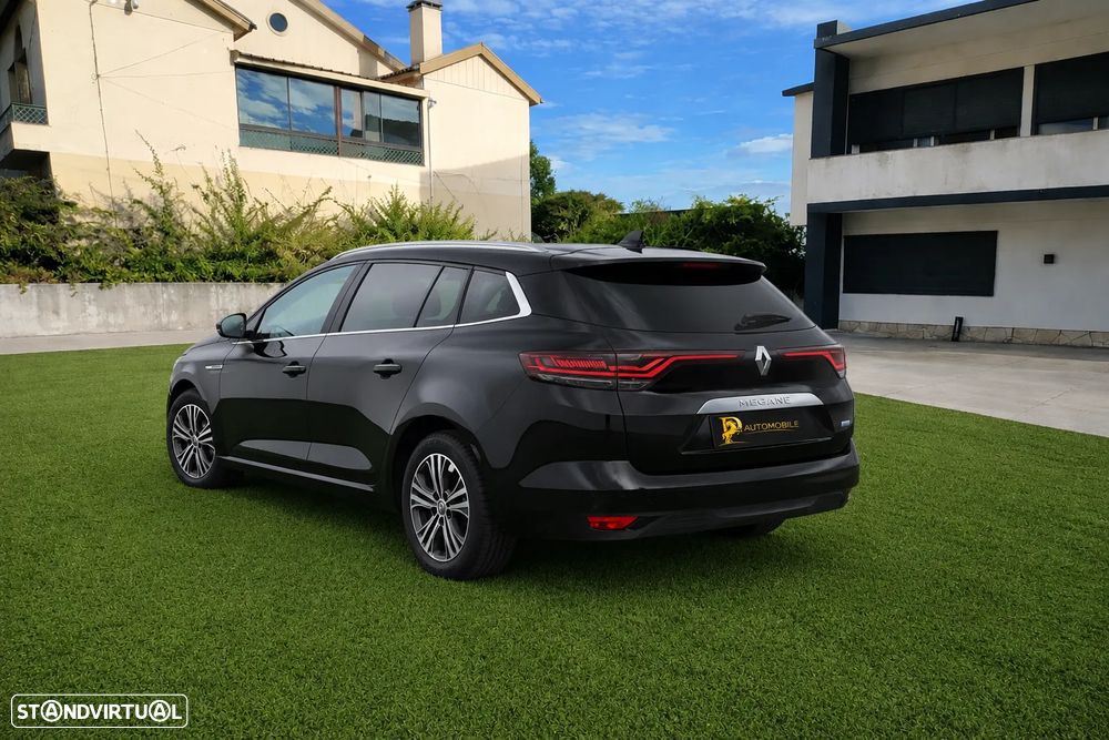 Renault Mégane Sport Tourer E-TECH Plug-in 160 INTENS - 4