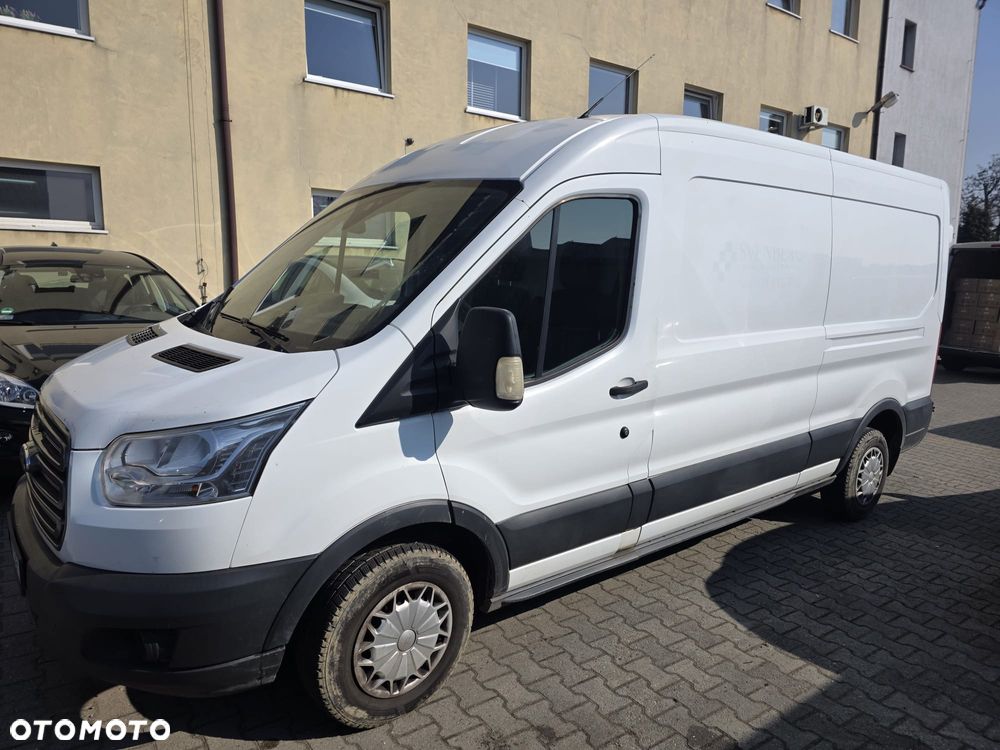 Ford Transit - 1