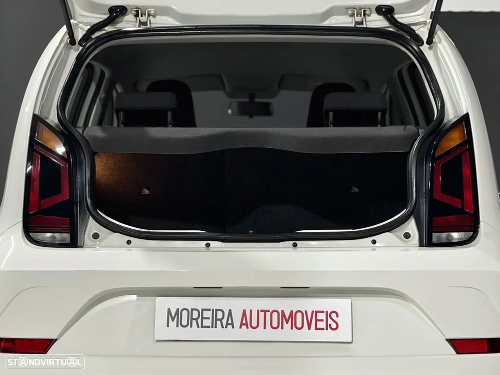 VW Up! - 12