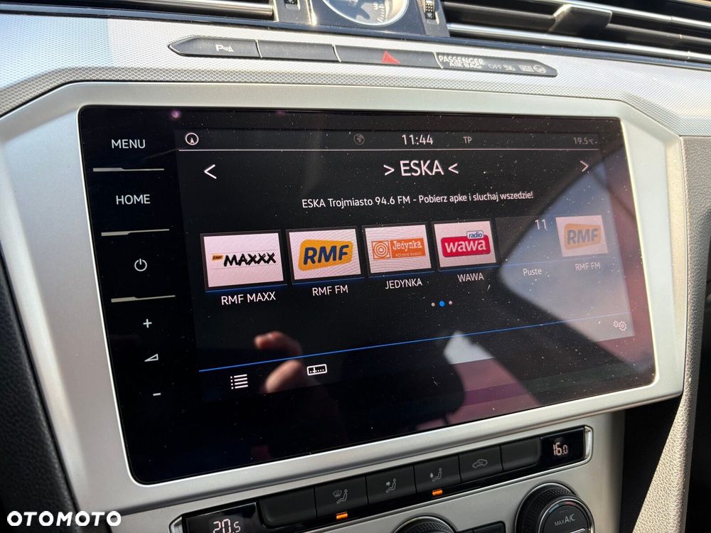 Volkswagen Passat - 27