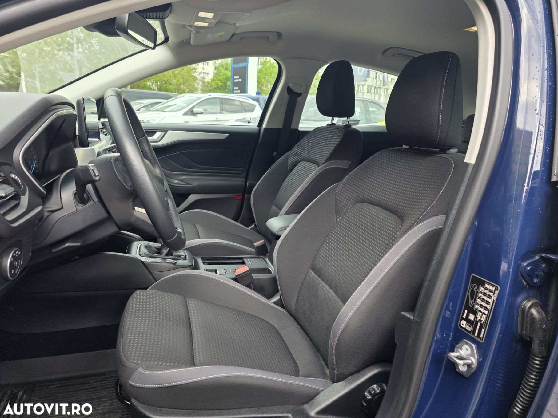 Ford Focus - 8