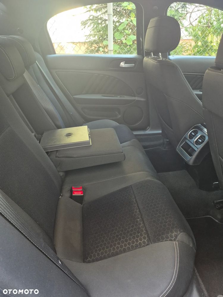 Alfa Romeo 159 2.0JTDM Sport - 11