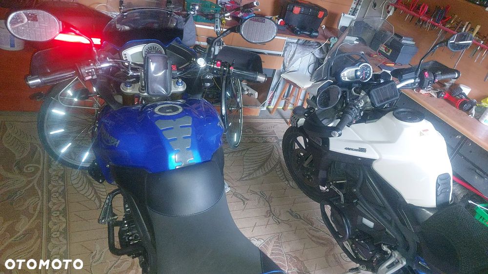 Triumph Tiger - 12