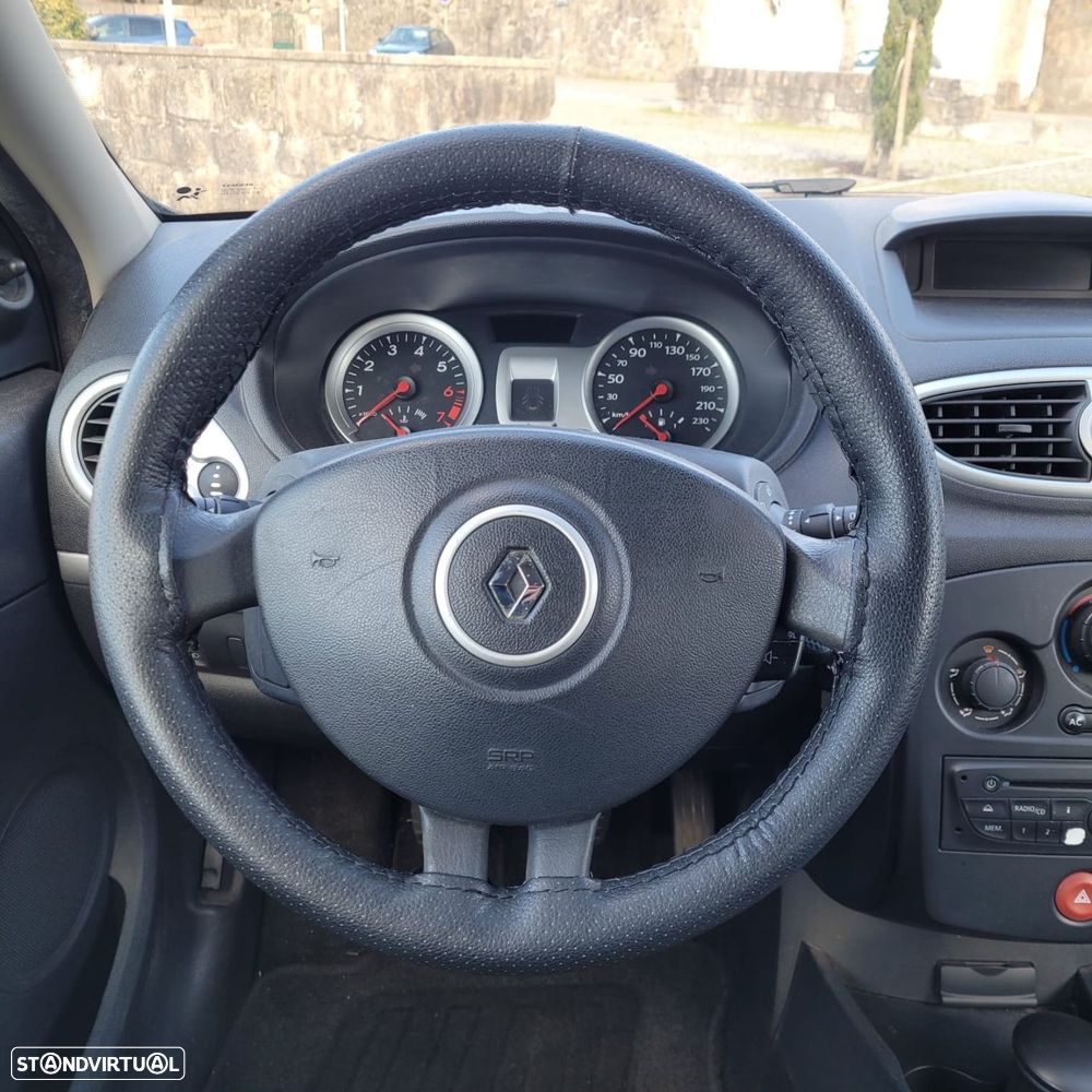 Renault Clio 1.2 TCE GT J15 - 9