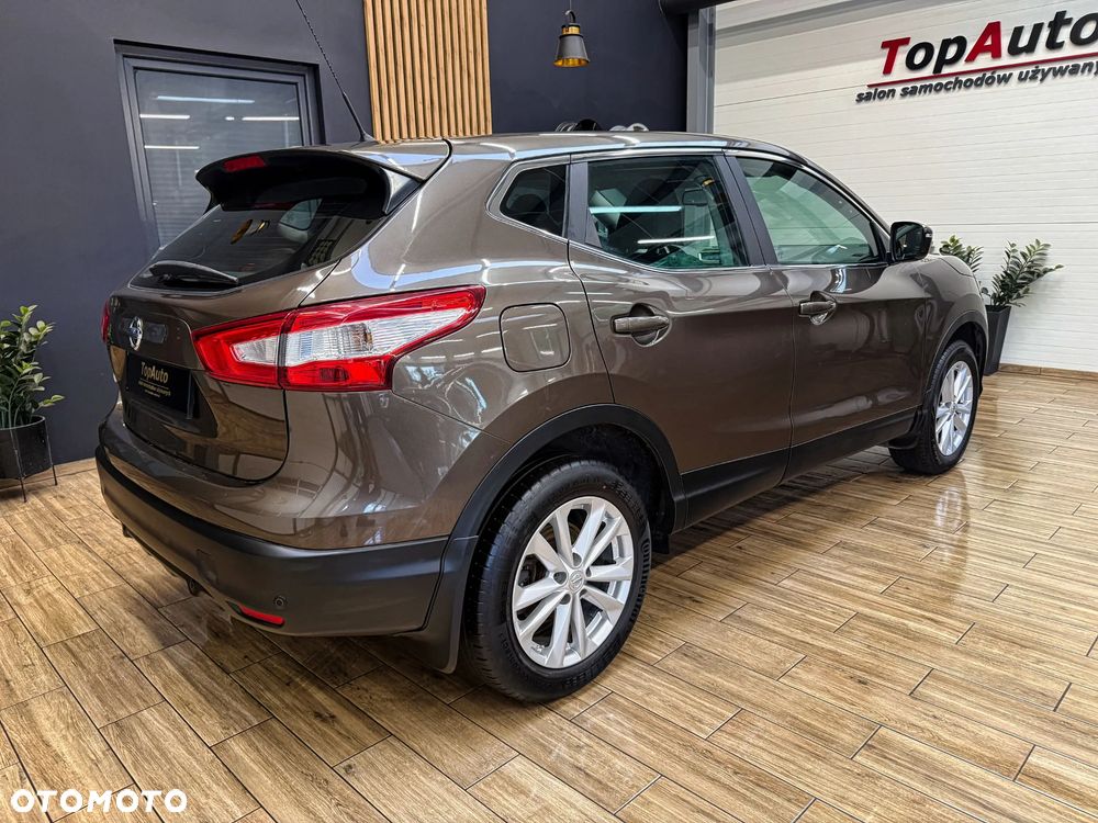 Nissan Qashqai 1.2 DIG-T N-Connecta EU6 - 8