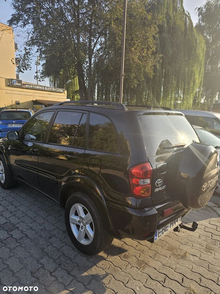 Toyota RAV4 2.0 D-4D 4x4 - 3