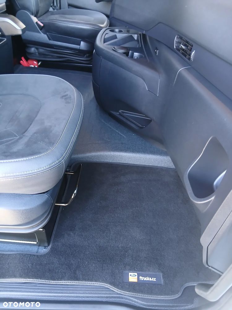 Ford F MAX - 24