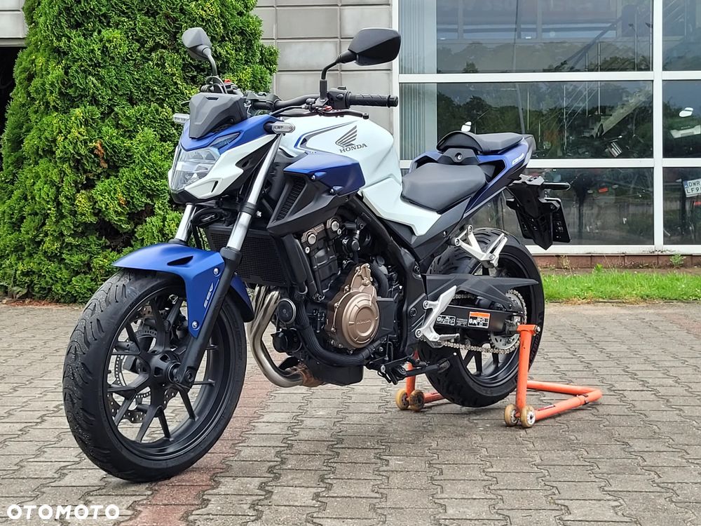 Honda CB - 12
