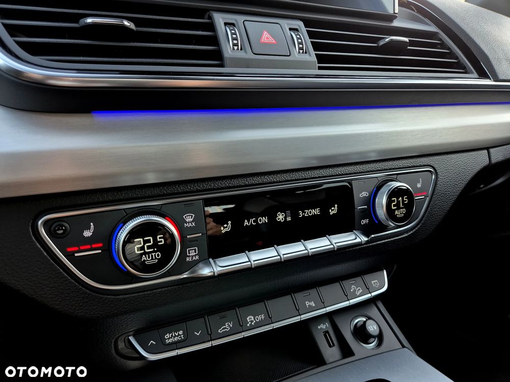 Audi Q5 50 TFSIe quattro S tronic S line - 13