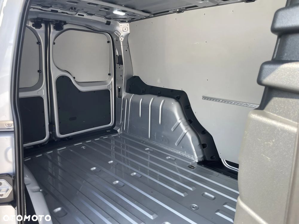 Volkswagen Caddy - 4
