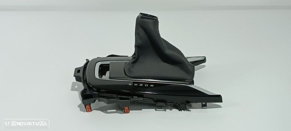 TAPA DA ALAVANCA DE MUDANÇA TOYOTA COROLLA (E21) HYBRID ACTIVE - 5