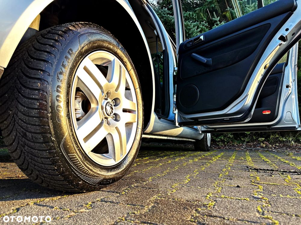 Volkswagen Golf Variant 1.6 Pacific - 32