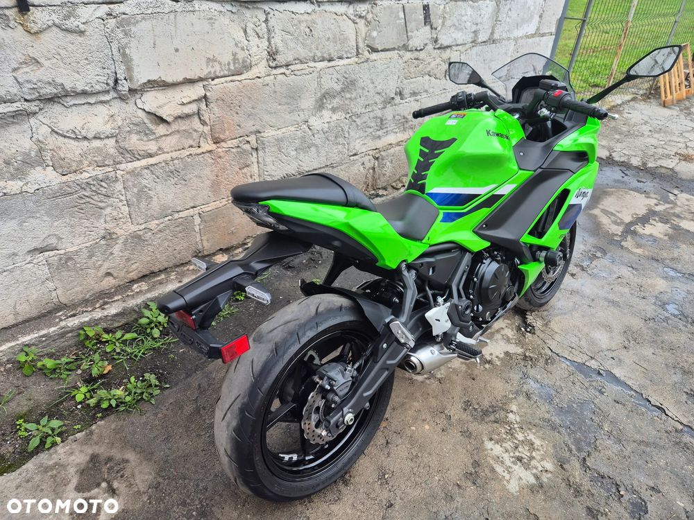Kawasaki Ninja - 7