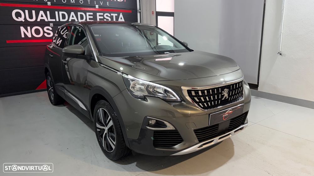 Peugeot 3008 PureTech 130 Stop & Start GPF EAT8 Allure - 4