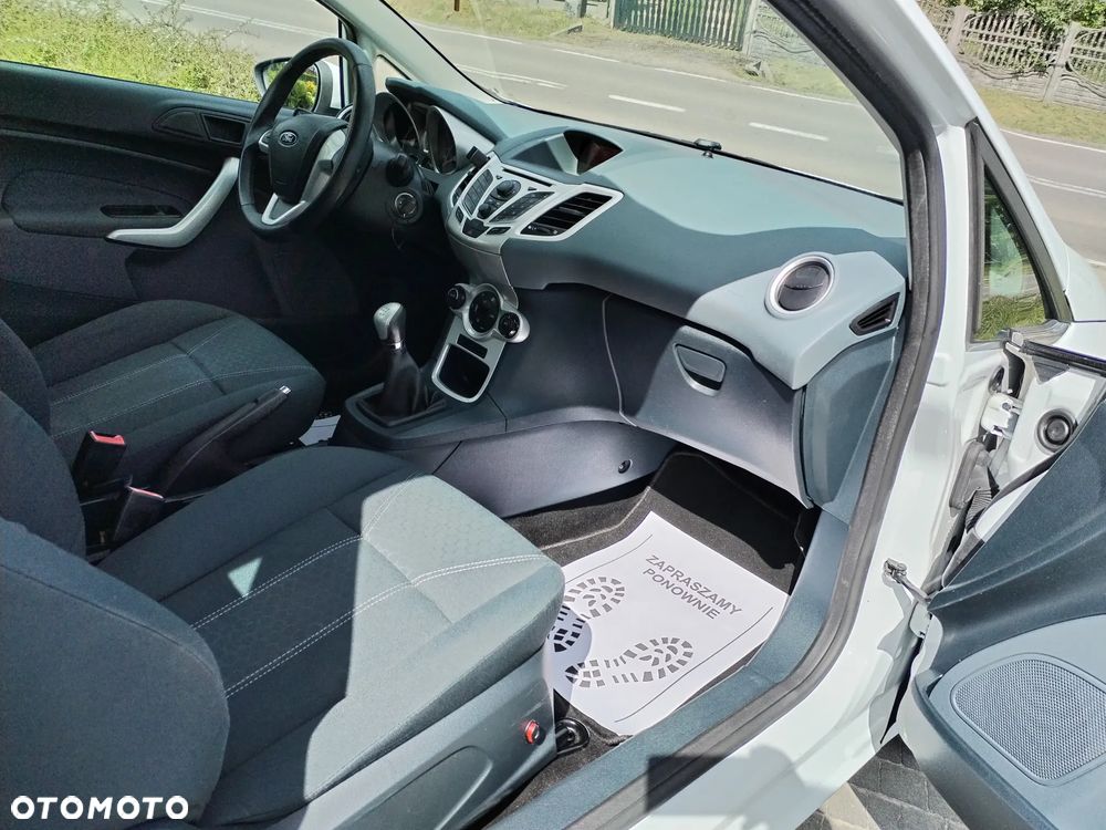Ford Fiesta - 11