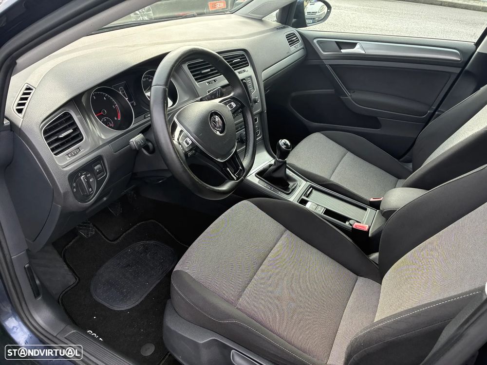 VW Golf 1.6 TDi BlueMotion Comfortline - 2