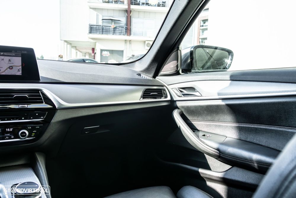 BMW M550d xDrive Auto - 19