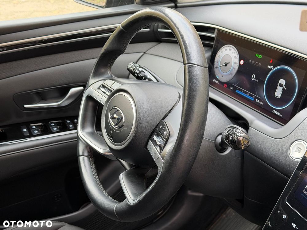 Hyundai Tucson 1.6 T-GDi Executive 2WD - 28
