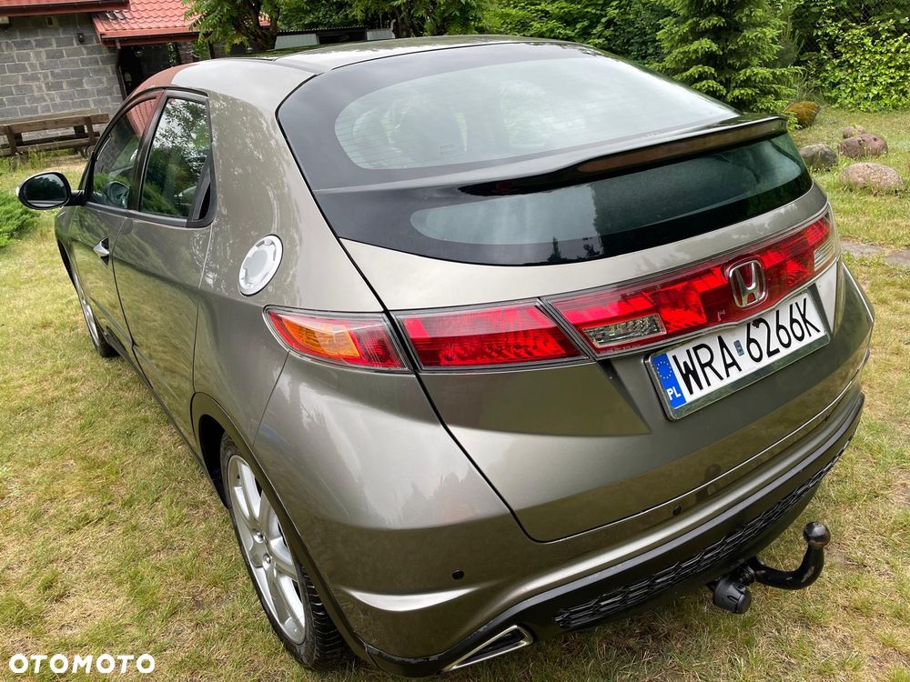 Honda Civic 1.8 Executive - 7