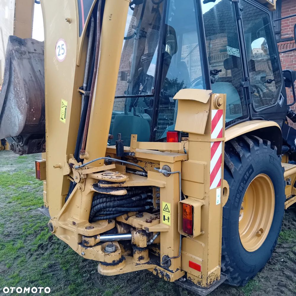 Caterpillar CAT 428D 4x4 - 9