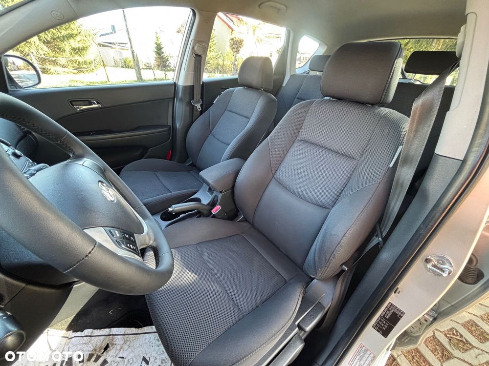 Hyundai i30 1.6 Comfort - 18