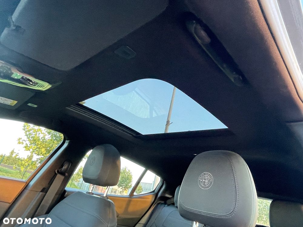 Alfa Romeo Tonale 1.5 T4 GSE mHEV Tributo Italiano DCT - 21