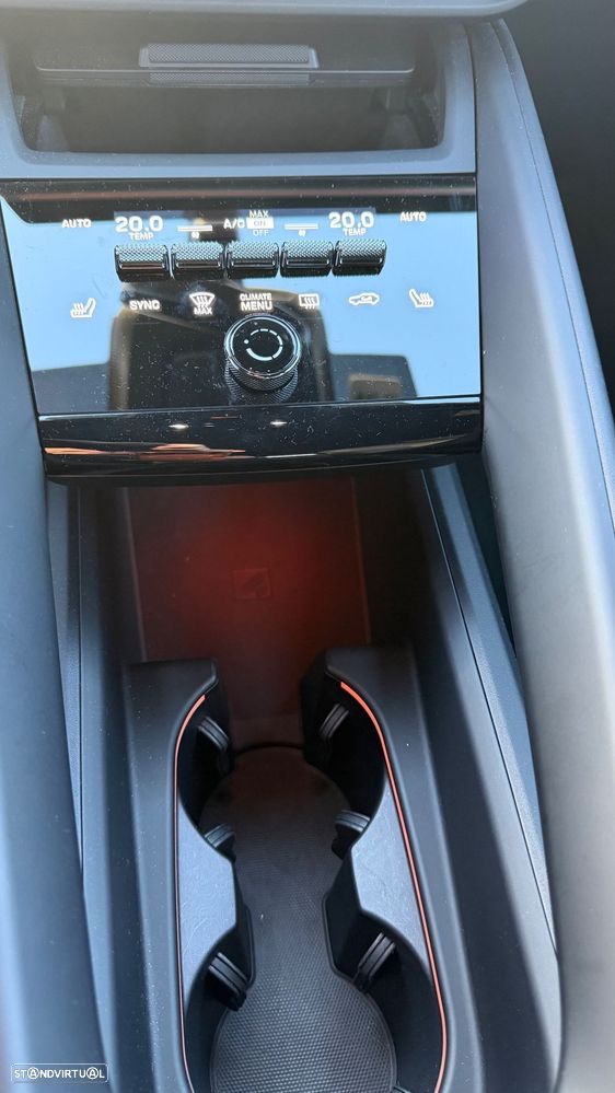 Porsche Macan Standard - 21