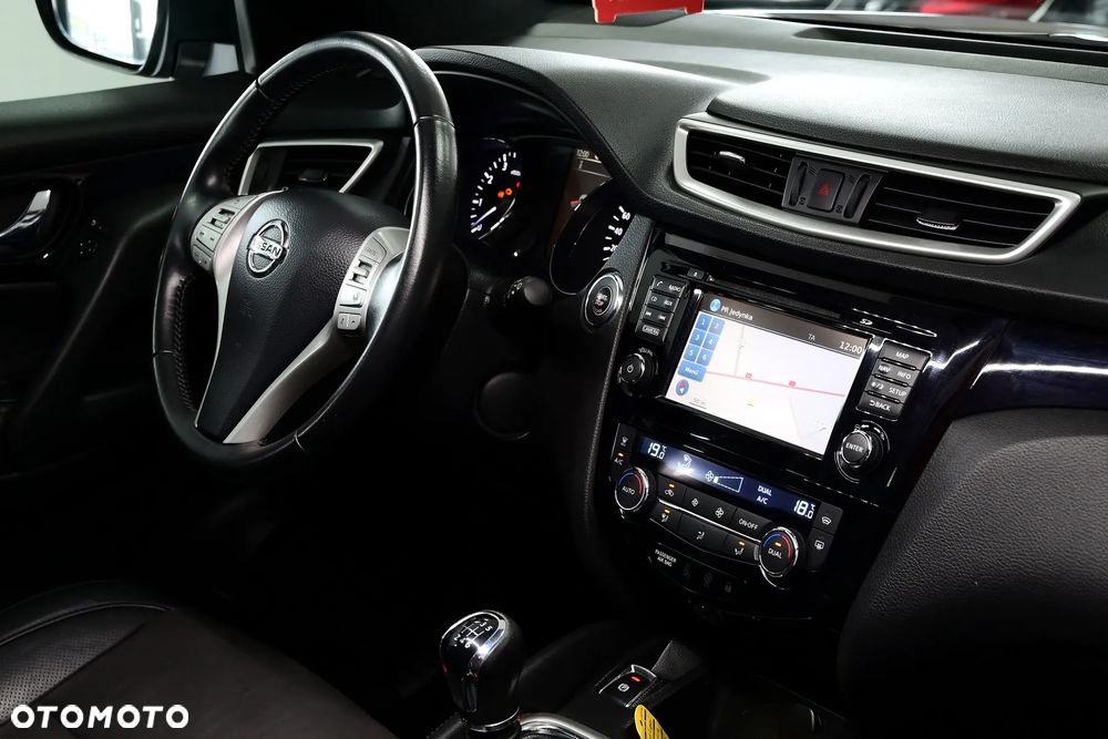 Nissan Qashqai 1.2 DIG-T Tekna+ - 26