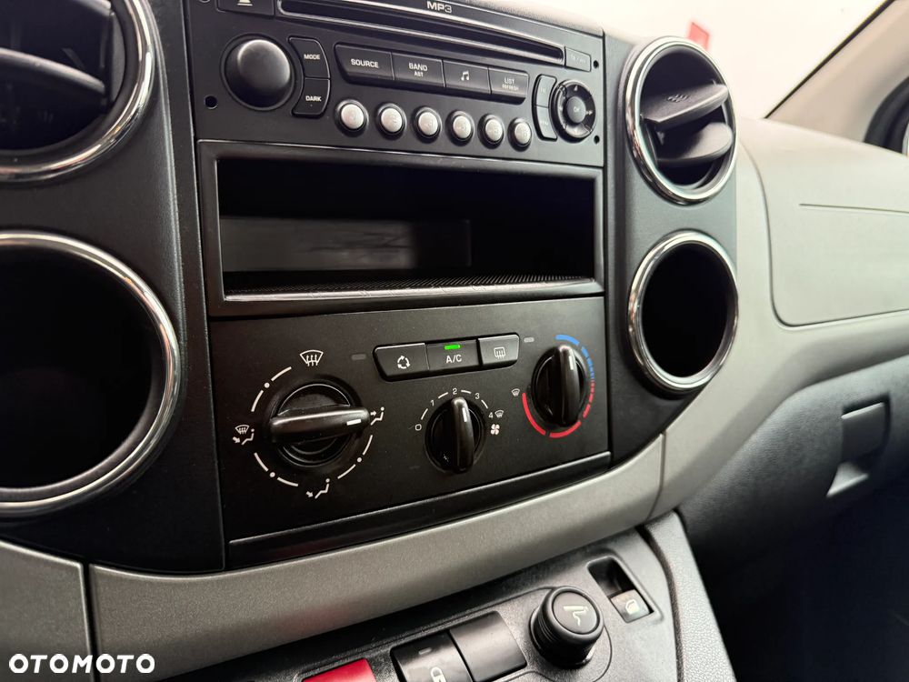 Peugeot Partner 1.6 XT - 27