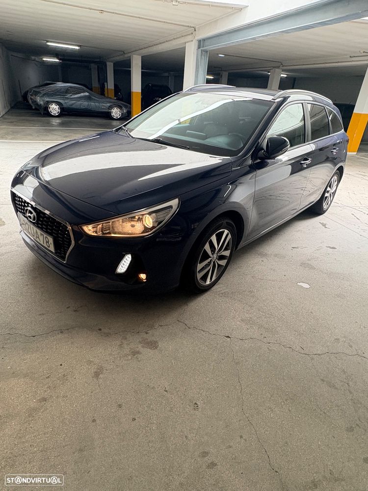 Hyundai i30 CW - 12