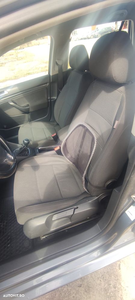 Volkswagen Golf 1.6 TDI DPF Comfortline - 5