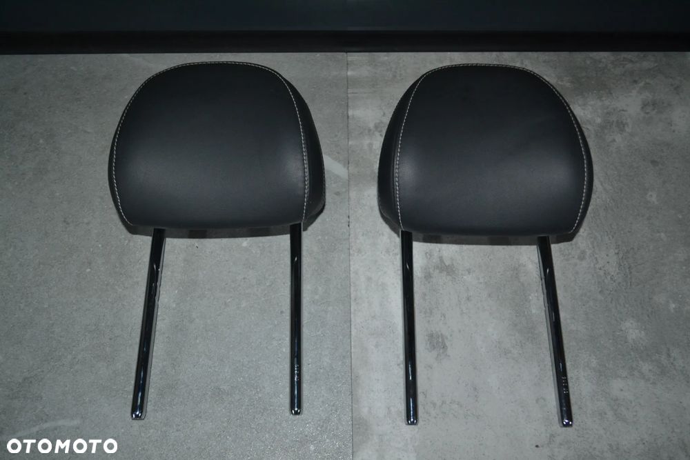 AUDI TT 8J S-LINE ZAGŁÓWEK PRZÓD PRZEDNI PRAWY LEWY CZARNY SKÓRA - 1