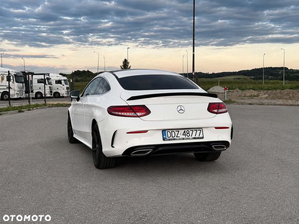 Mercedes-Benz Klasa C 220 d 9G-Tronic - 4