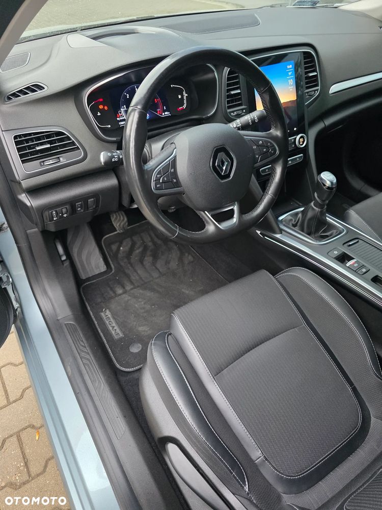 Renault Megane 1.5 Blue dCi Intens - 6