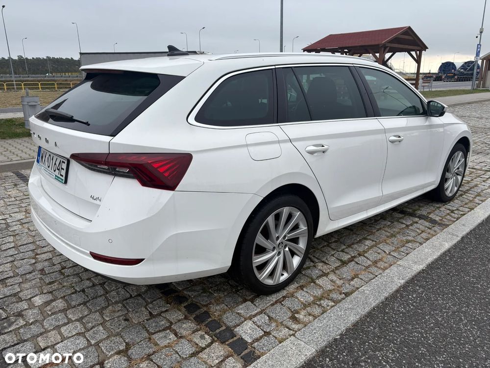Skoda Octavia 2.0 TDI 4x4 Style DSG - 6