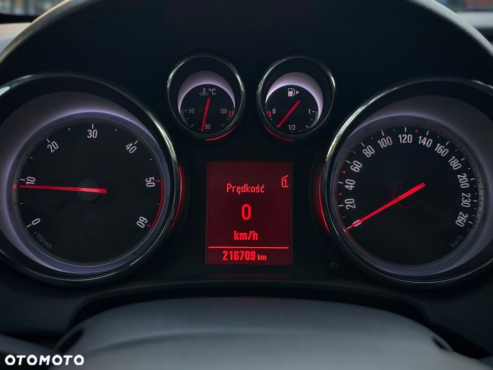Opel Astra 1.7 CDTI DPF Cosmo - 26