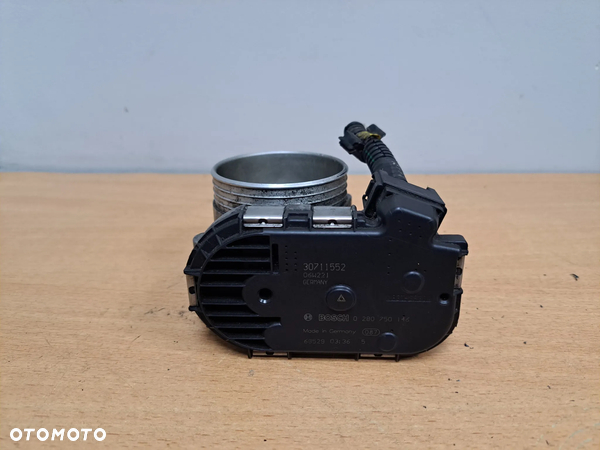VOLVO V50 S40 C30 C70 2.5T  PRZEPUSTNICA 30711552