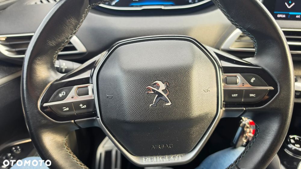 Peugeot 5008 1.5 BlueHDI Crossway S&S - 20