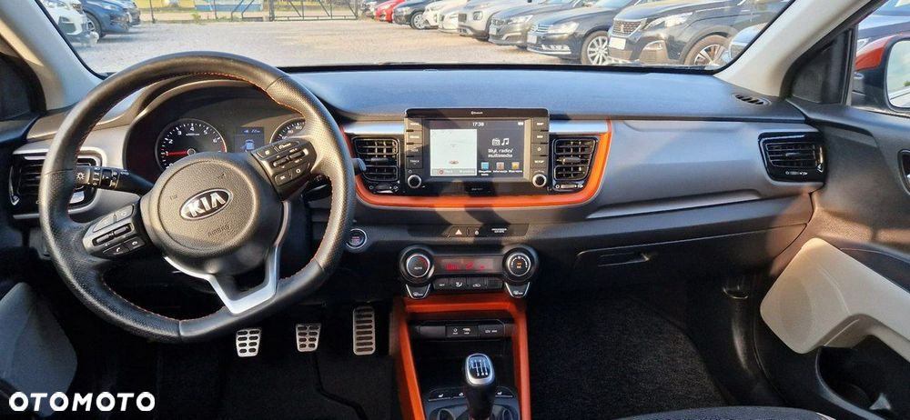 Kia Stonic - 22