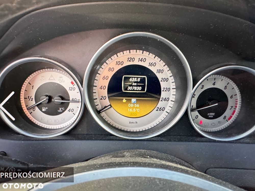 Mercedes-Benz Klasa C 180 Kompressor BlueEFFICIENCY Avantgarde - 5