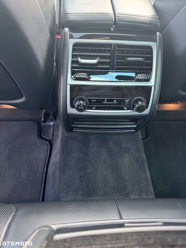 BMW Seria 7 - 9