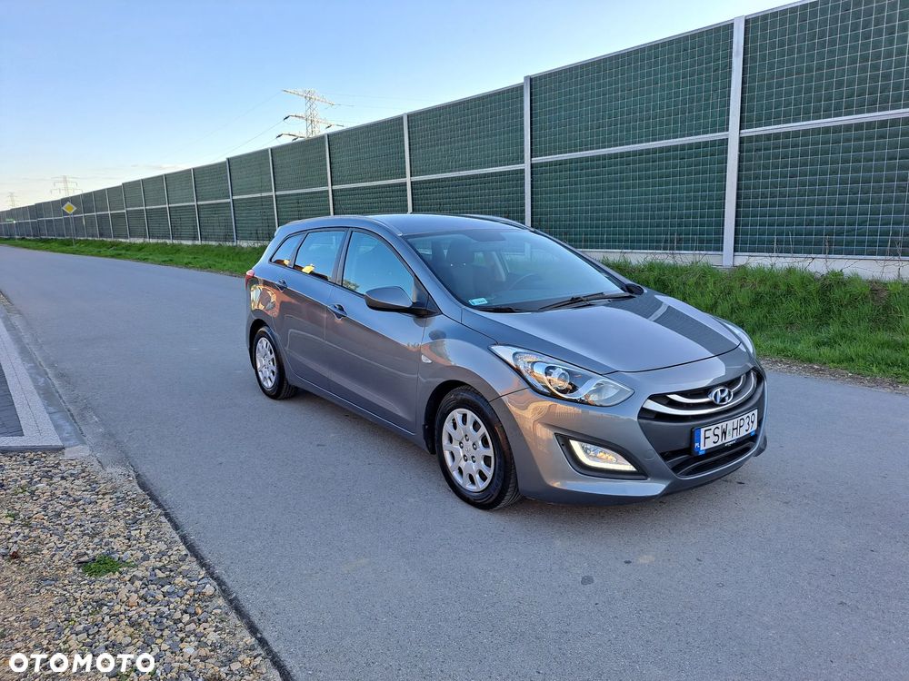 Hyundai i30 1.6 CRDi Classic + - 1