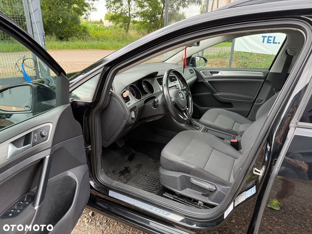 Volkswagen Golf 1.6 TDI DPF DSG Highline - 12