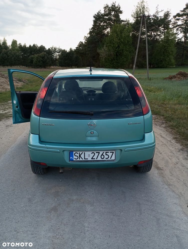Opel Corsa 1.2 16V Enjoy - 4