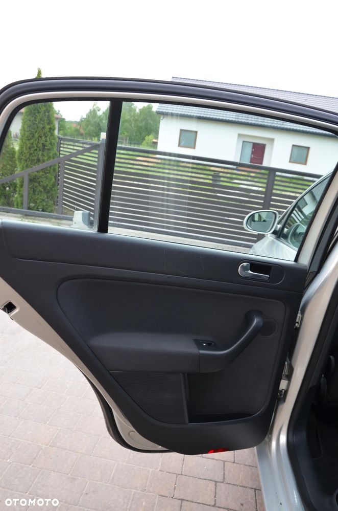 Volkswagen Golf Plus 1.4 TSI Comfortline - 11