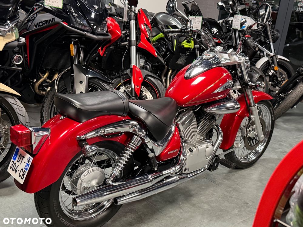 Suzuki Intruder - 5